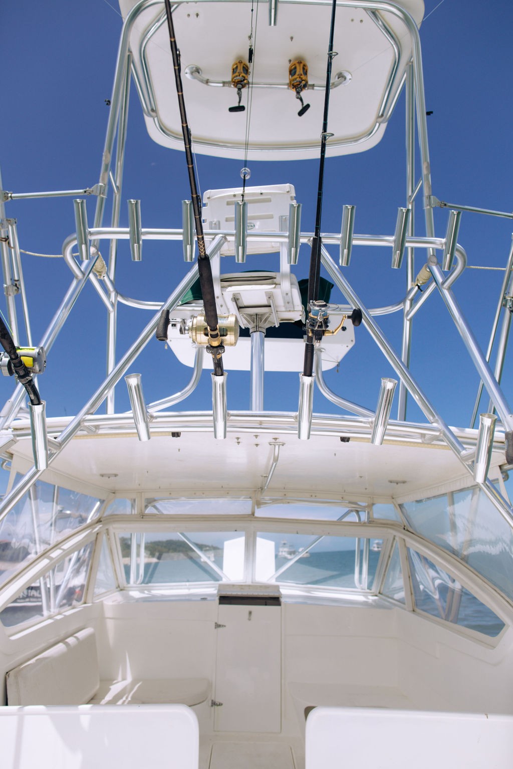 31 Chris Craft Fishing Poles