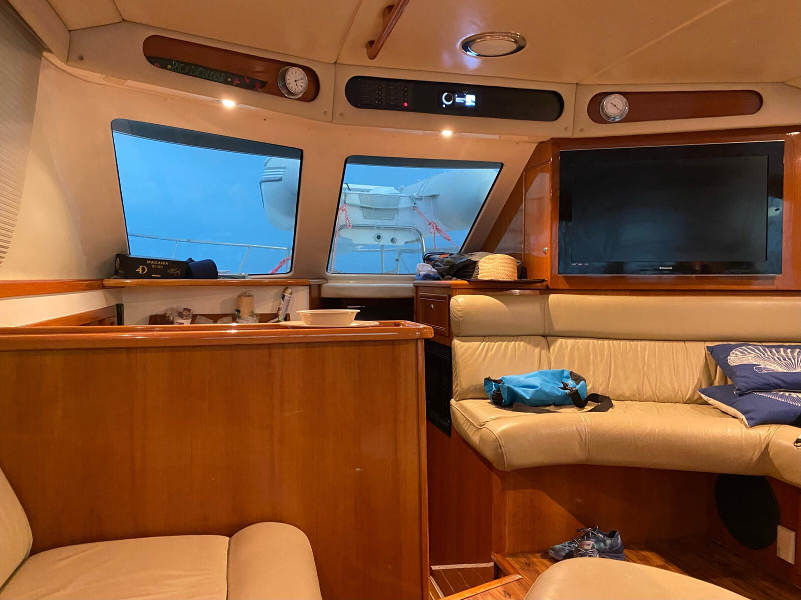 43ft Riviera Team Edition