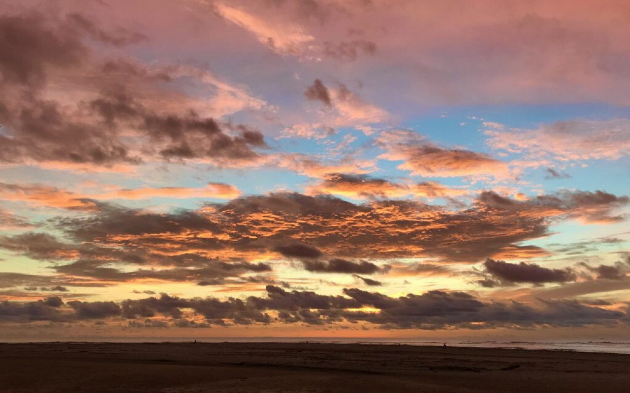 Susnet from beach Costa Rica